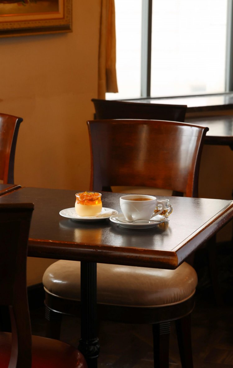 【ときめきペアリング】モンプディング（420円）×裁判官たちのカフェ（840円）。