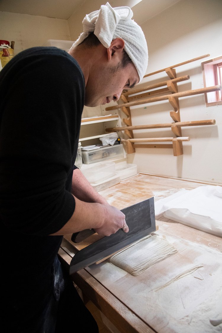 35歳で独立。「喉越しを左右する水回しは特に気をつかいます」。