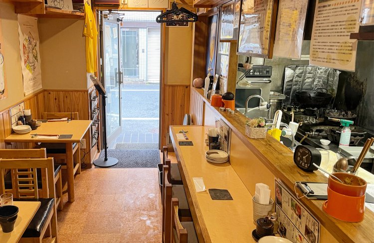 落ち着いた店内。