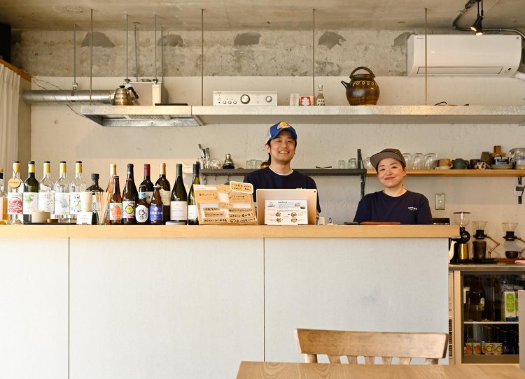 注文はすべてカウンターで先払い。