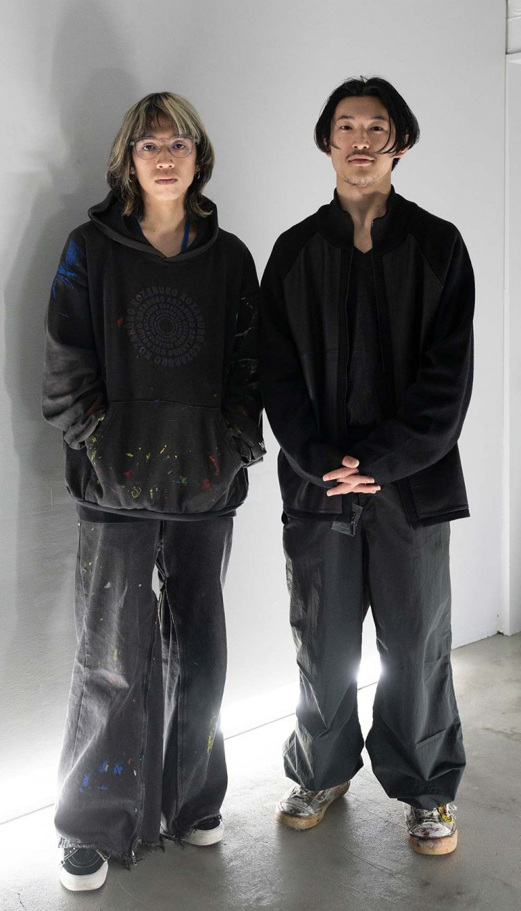 川口遼大さん（左）と道前碧さん。