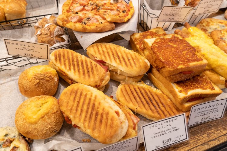 パニーニの他、クロックムッシュもランチに人気。