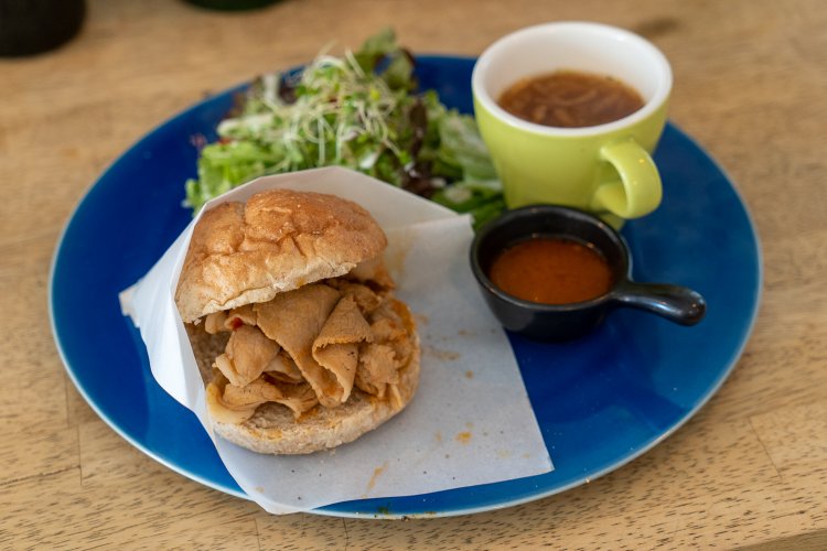 【閉店】Y2T STAND（ワイツーティー スタンド）