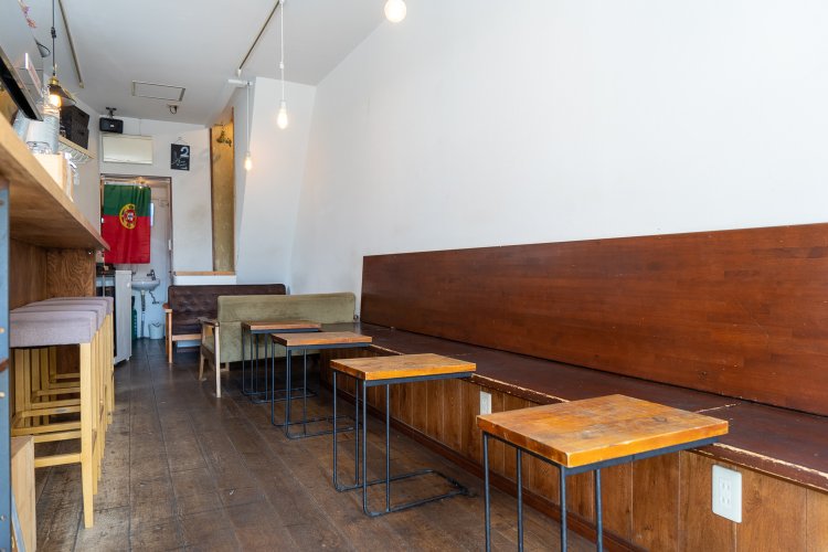 気軽な雰囲気の1階。