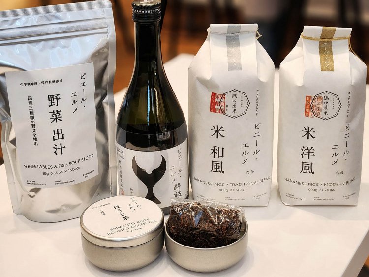 野菜出汁1620円、日本酒 純米吟醸1430円、オリジナルブレンド米（和風・洋風）1620円、四万十川源流茶 ほうじ茶1404円。