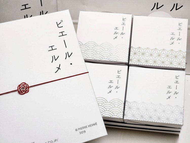 クッキー詰合わせ5628円。