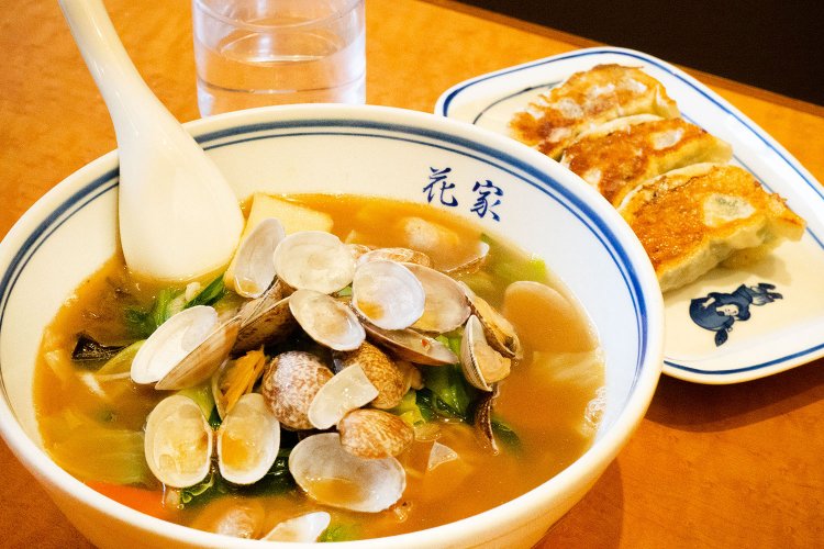 あさりラーメン1000円。