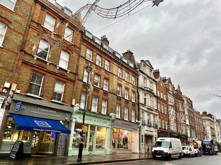 マリルボンのハイストリート。ロンドン市内の北西。