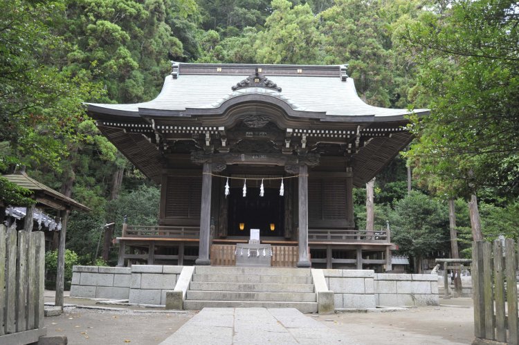 御霊神社（ごりょうじんじゃ）