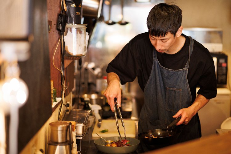 サクさんは、店を開いてからもペルー愛の赴くまま現地に渡り、料理をインプットしてきた。