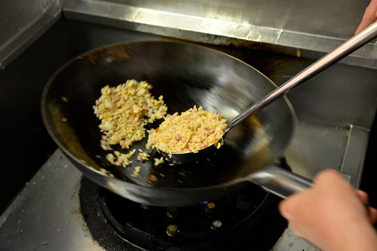 散歩の達人2023.6GP15_4TY4983