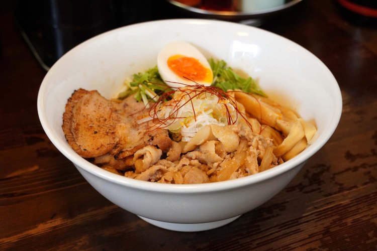 【閉店】油そば 炙ら家（あぶらそば あぶらや）