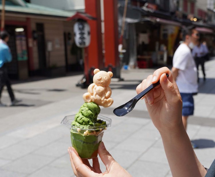 お濃茶スイーツ専門店　雷一茶  お抹茶体験店（おこいちゃすいーつせんもんてん　かみなりいっさ　おまっちゃたいけんてん）