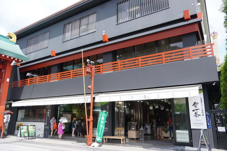 asakusa_kaminariissa_002