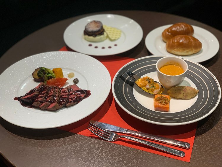 おいしい料理と一緒にゆったり音楽を楽しめる。これが『まほろ座』の魅力。（画像提供＝『まほろ座MACHIDA』）