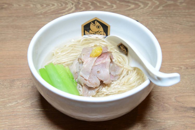 真鯛そのものを食べているような優しさが魅力的な真鯛塩ラーメン。