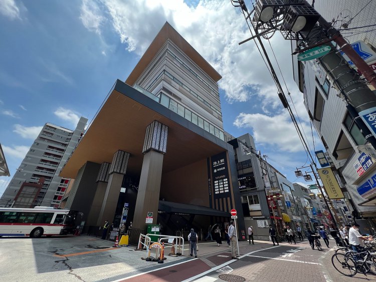 現在の池上駅。木造駅舎だった頃に来てみたかった……。