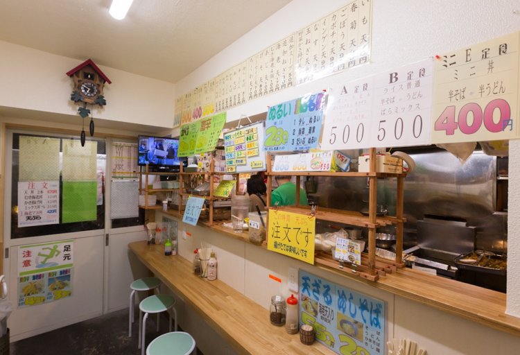 これは休業前の店内（撮影・安藤青太）。
