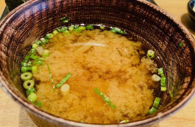 優しい味のお味噌汁。