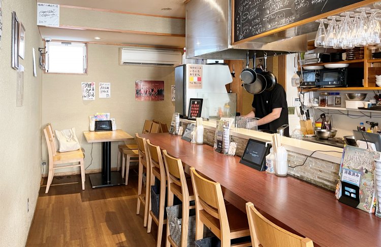 店内は会話をしやすい雰囲気。