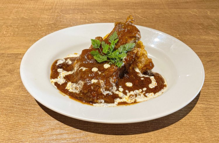 スペアリブのビール煮込み988円。