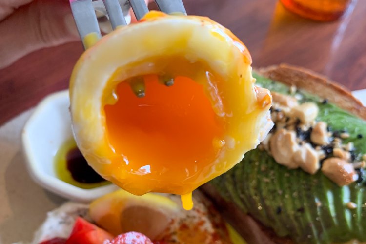黄身、とろり。