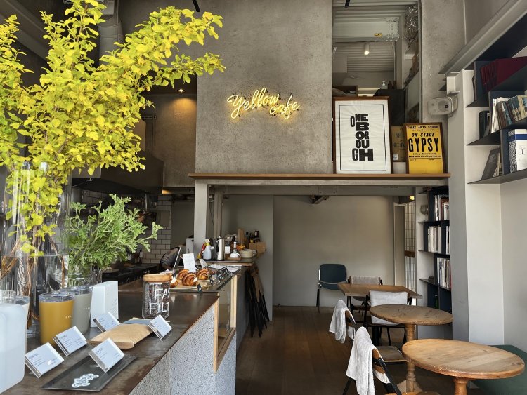 YELLOW CAFE