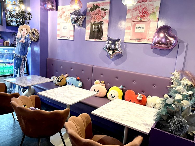 夢中で話しているうちに隣の席の人と意気投合してしまうかも。