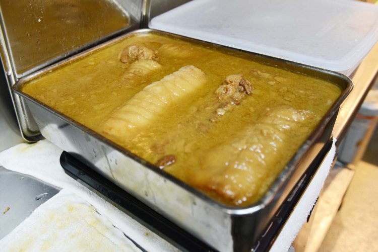 豚（チャーシュー）は温めたスープに入っているので、温かく、柔らかく、出来立て感を味わえる。