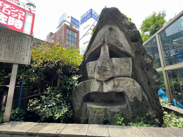 モヤイ像は渋谷駅だけじゃなかった。列車を降りてみないとわからないことって、いろいろあるよなぁ。