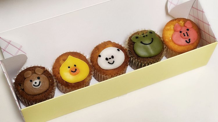 ベイクドZOO 5個入り1650円。