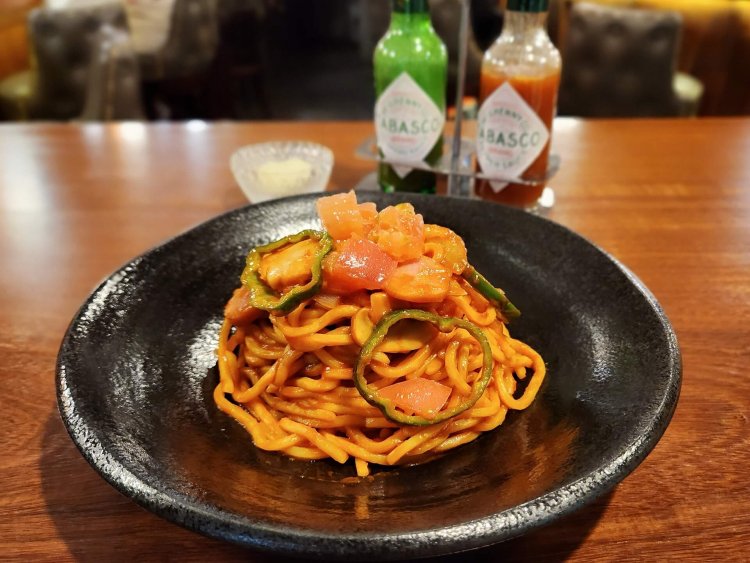 東京ナポリタン1080円（17時からは1180円）。