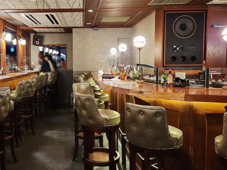 東京駅の改札横にありながら落ち着いた雰囲気。