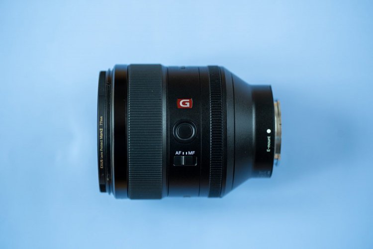 【カメラガールズ】『SONY FE 85mm F1.4 GM』レビュー