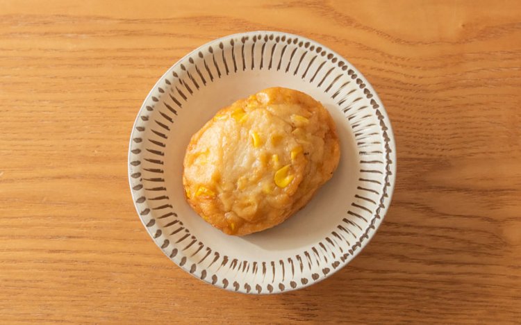 『武田惣菜店』（世田谷区尾山台） ：たっぷりコーン揚。