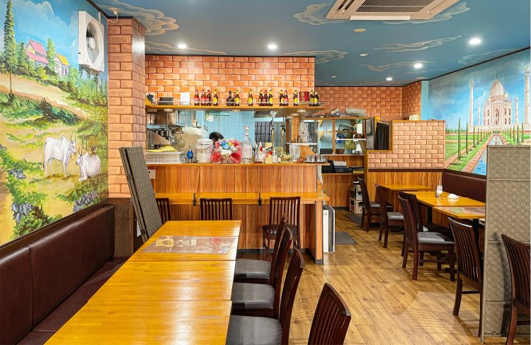 かわいらしい壁画に目がいく。