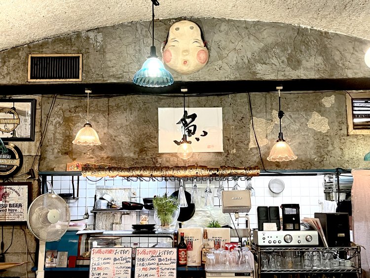 以前は台湾料理店だったというが、その片鱗はほとんどない。