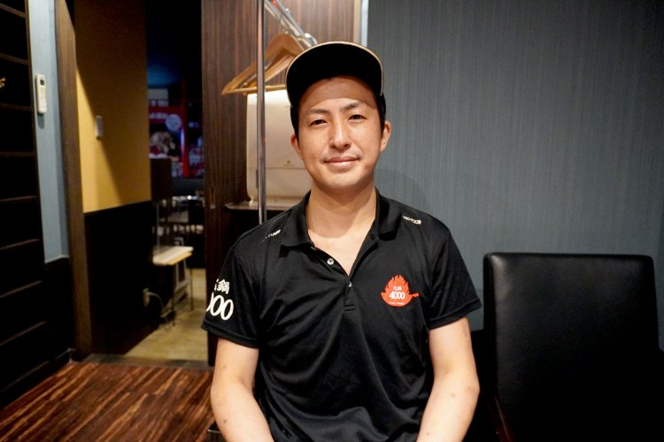 料理長の石原洋介さん。菰田氏に腕を見込まれた中華の料理人。