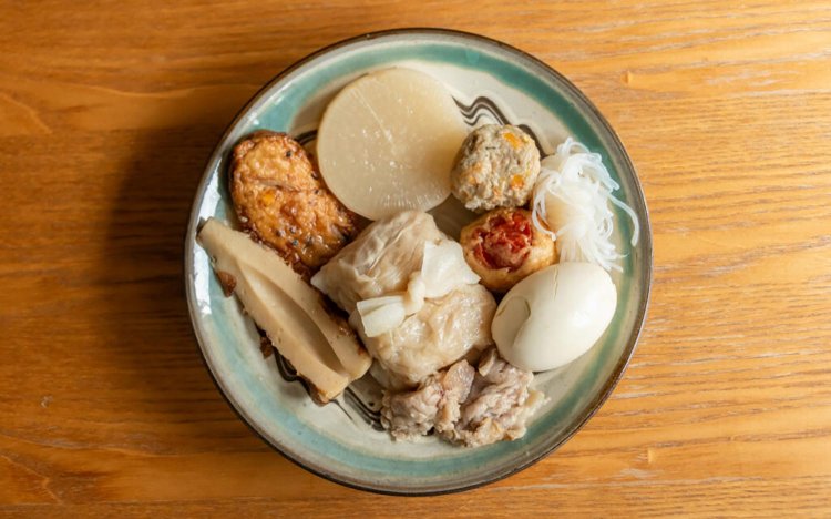 【東京おでんだね】蒲重蒲鉾店のできたておでん