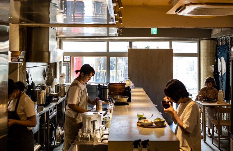 開店から一度も同じ料理を出してないんだって！