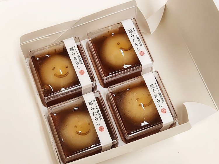 福みたらし 4個入り1100円。