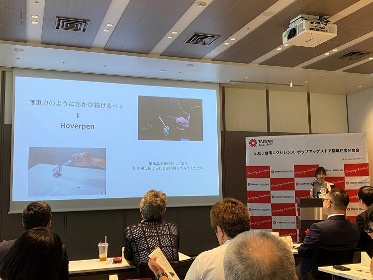 NOVIUM JAPANの岡本沙紀さんが、ロマン心をくすぐる台湾の筆記具をPR。