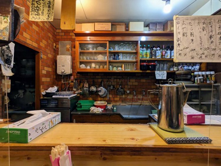 『大宝城』のカウンター。