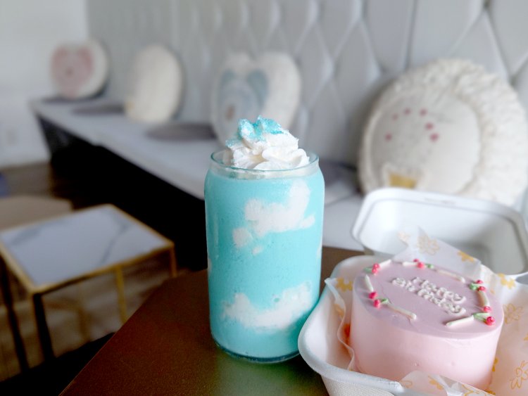 Studio café MARU（すたじお かふぇ まる）