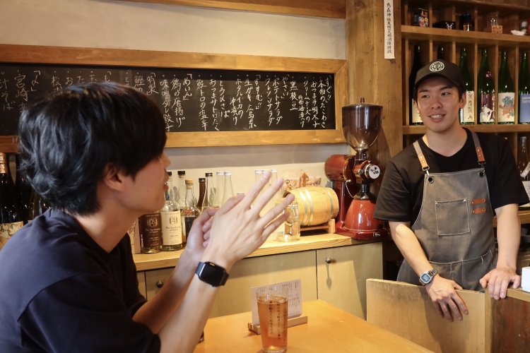 店長・山本さんをはじめ、スタッフのみなさんがとても気さく。