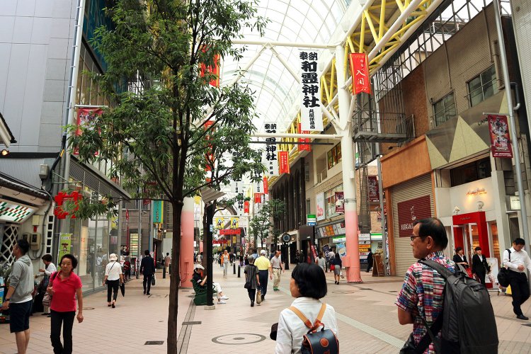 仙台のぶらんど〜む一番街（撮影＝今和泉隆行）。