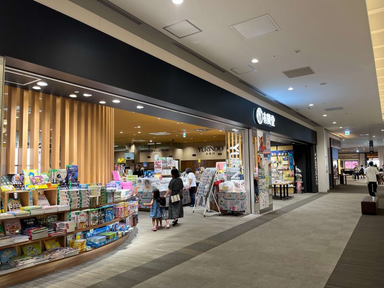 広いエントランスではフェアも展開。