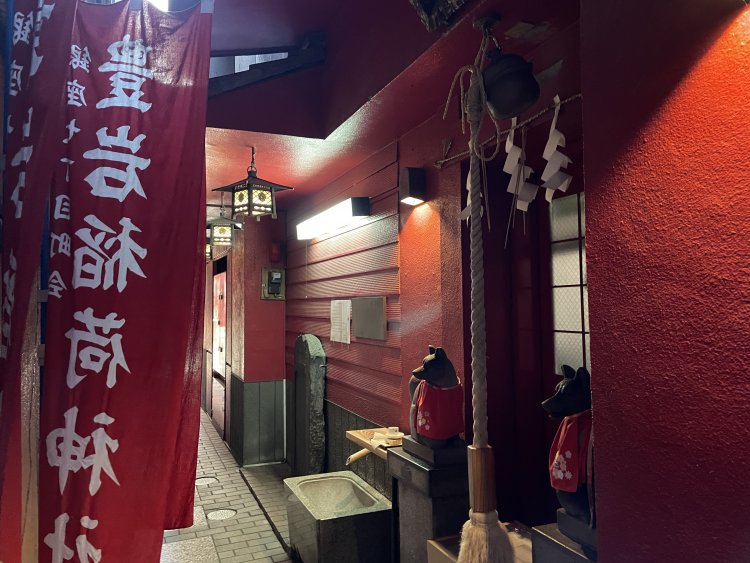 まさかの場所に神社が登場！