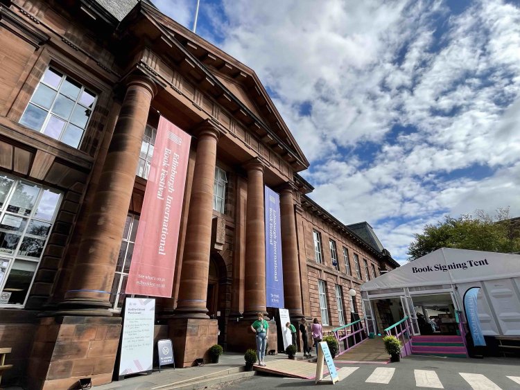 国際ブックフェスティバルのメイン会場。