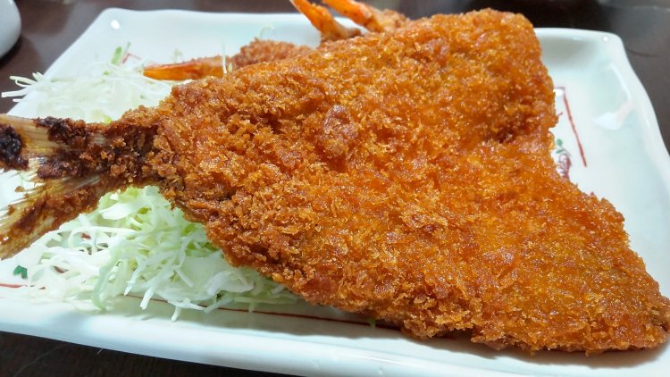 あの頃、肉屋さんのアジフライに「自由」を感じていた